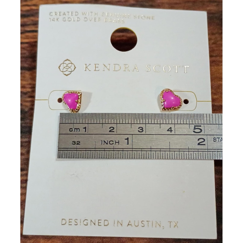 Kendra Scott Pink Heart-Shaped Stud Earrings 14K Gold Over Brass - Picture 2 of 3